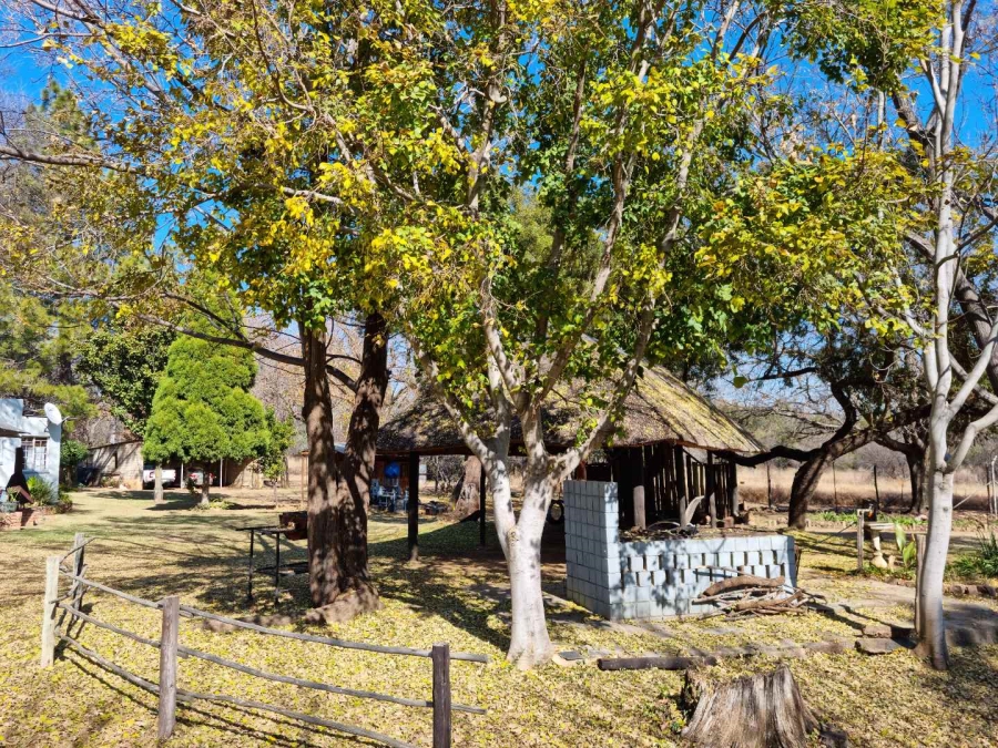 9 Bedroom Property for Sale in Hartbeespoort Rural North West